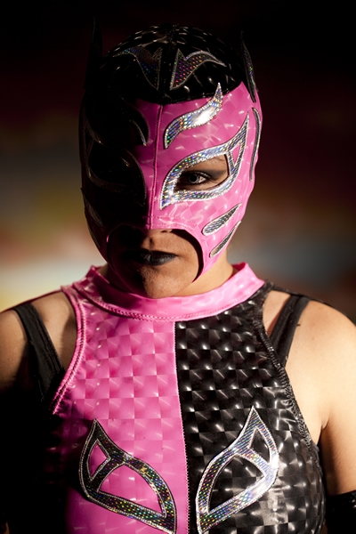 Joven e intrepida gladiadora.