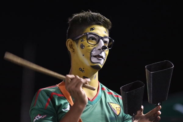 La afición de ambas escuadres se hicieron presentes.