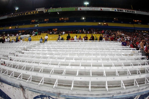 La Barra 51 entró tarde al estadio