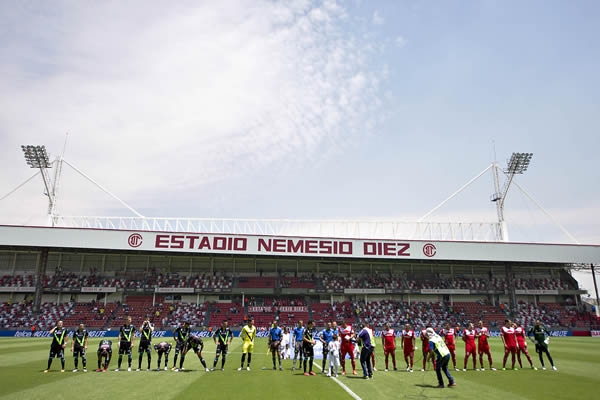 La Bombonera lucía una entrada regular al mediodía.