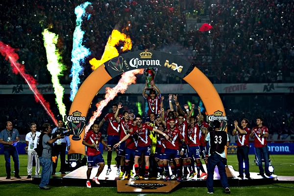 La gloria se quedó en el Puerto Jarocho.