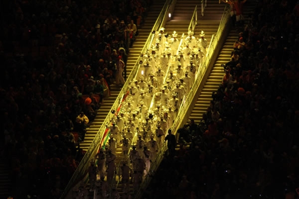 La llegada de la banda al terreno