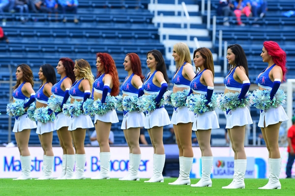 Las celestes siempre al frente.