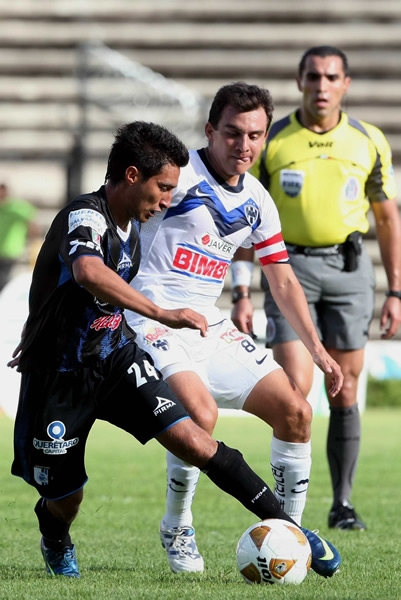 Las defensas estuvieron muy atentas