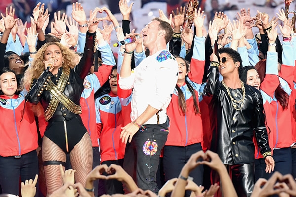 Las imágenes del show de medio tiempo del Super Bowl 50.