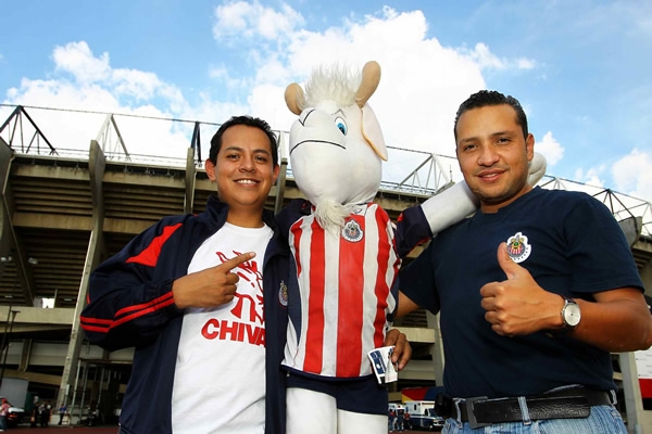 Los aficionados del DF no perdieron la oportunidad de ver a su equipo