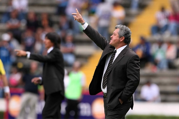 Los entrenadores no se cansaron de dar indicaciones