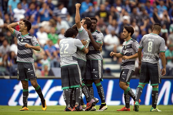 Los Guerreros faltaron el respeto en patio ajeno.