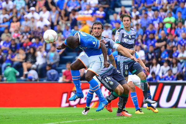 Los intentos celestes fueron en abundancia.