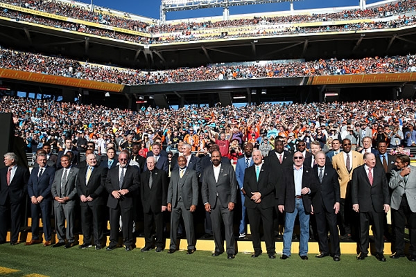 Los MVP de todos los Super Bowl previos en la NFL.