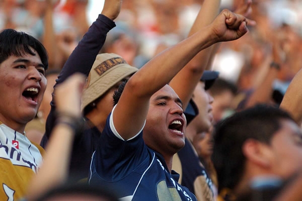 Los seguidoes de Pumas nunca dejaron de cantar