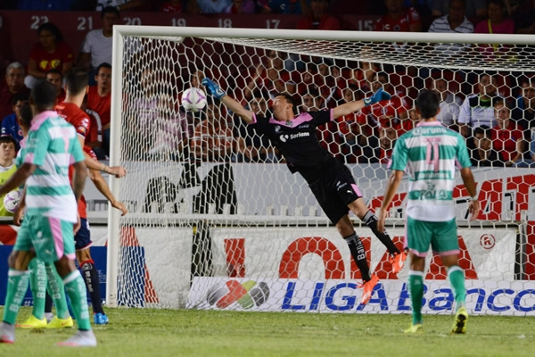 Marchesín impidió la más importante del Tibu.