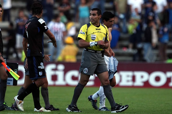Marco Antonio Rodríguez no tuvo un partido fácil