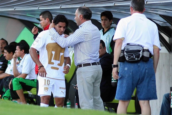 Martín Bravo salió lesionado