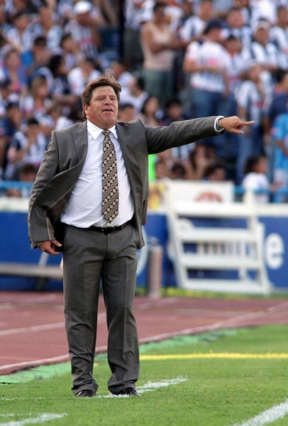 Miguel Herrera, D.T. de Estudiantes