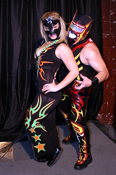 Mini Abismo Negro y Sexy Star estuvieron presentes