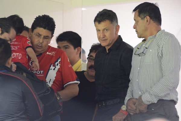 Miren quién apareció en el Luis de la Fuente.