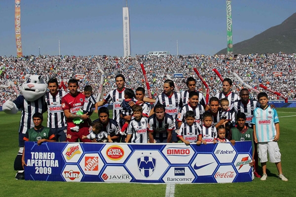 Monterrey es retratado antes del inicio del partido
