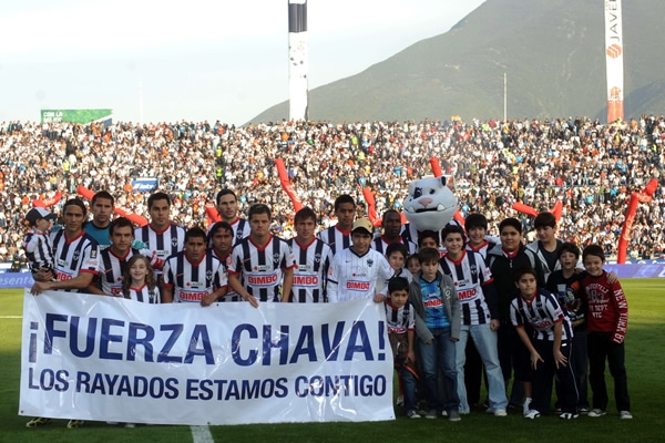 Monterrey sacó una manta para Cabañas