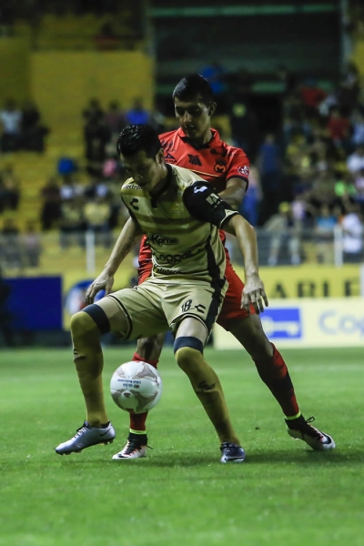 Morelia no encontraba el gol que les diera ventaja.