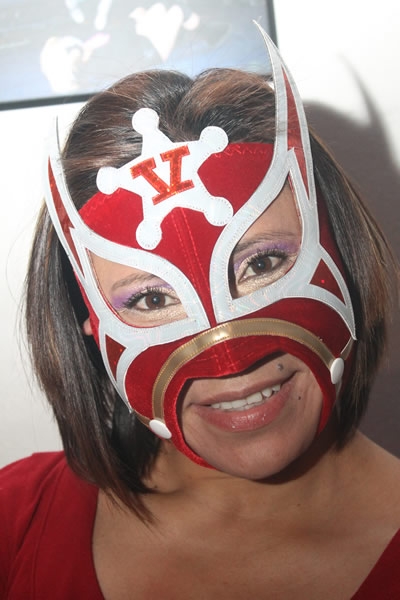 Música, fotos y lucha libre.