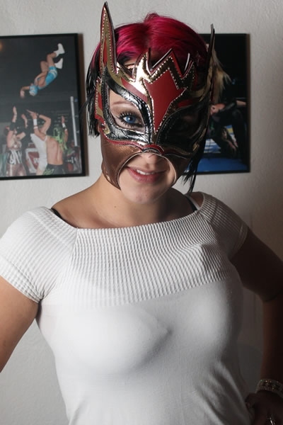 Música, fotos y lucha libre.