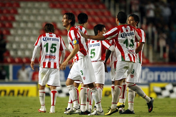 Necaxa no pudo darle los tres puntos a su afición.