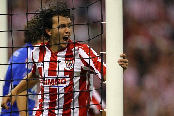 Omar Arellano celebra el empate