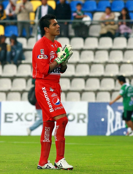 Oswaldo Sánchez, cancerbero de Santos