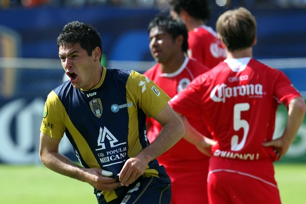 PAblo Aguilar fue quien abrió las redes de Toluca.