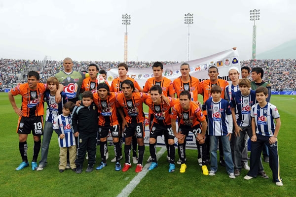 Pachuca posa para las cámaras