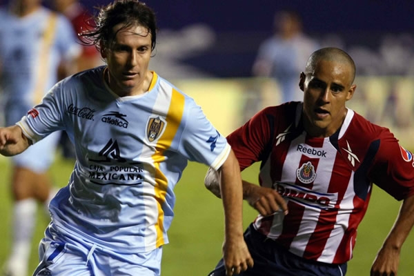 Partido muy igualado entre San Luis y Chivas