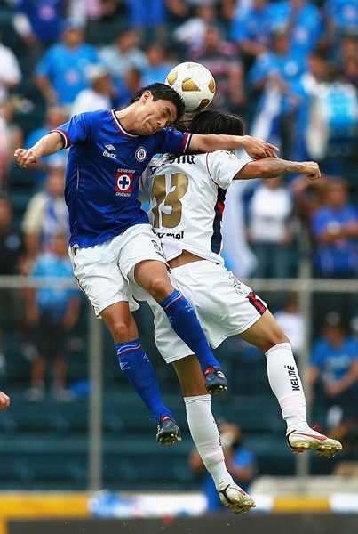 Partido peleado en el Azul