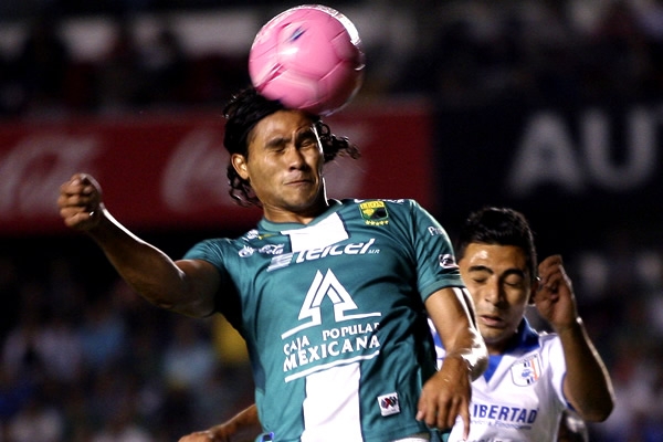 Peña fue sustituido en la segunda mitad por Hernández.