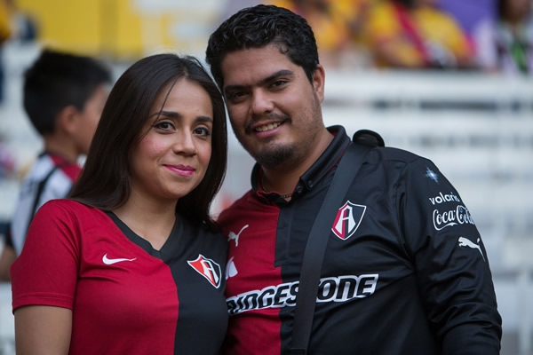 Pese a ser local, fue poca la afición rojinegra que asistió.