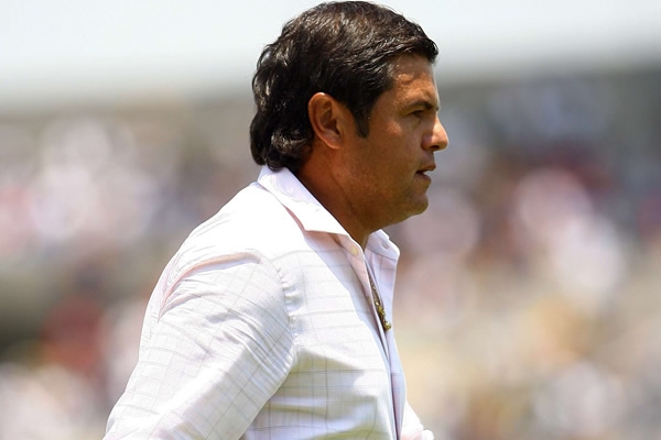 Pumas 1-2 Tigres... Duelo de fieras