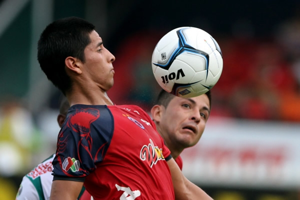 Sánchez fue distraído ante la Fiera.