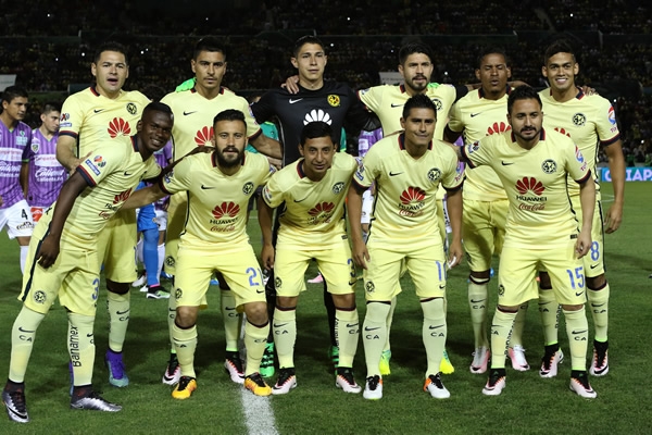 Sin el Capitán Sambueza, las Águilas iniciaron el duelo.