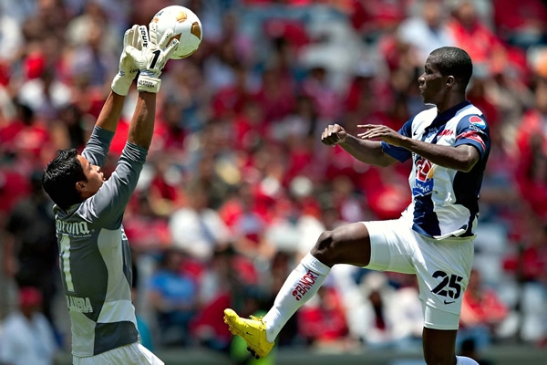 Talavera fue capaz de secar el deseo goleador de Arizala.