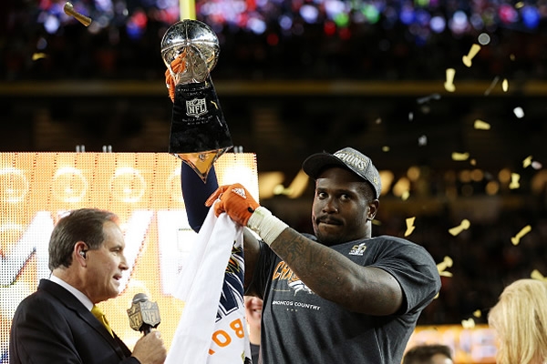 Von Miller, la pieza clave del Super Bowl 50 ante Panthers.