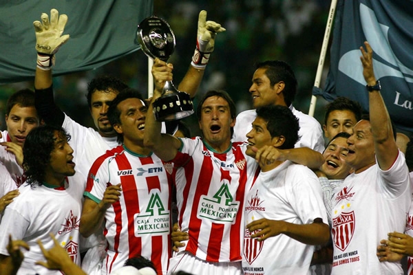 Y volvieron a Primera tras ganar el Aperura 2009 y Bicentenario 2010.