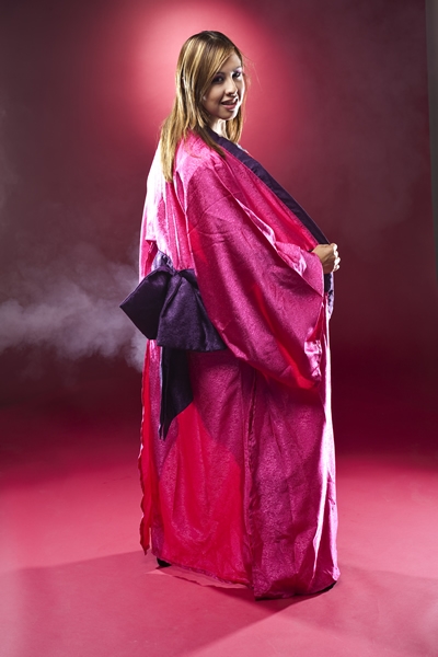 Yuki Star, POP Oriental.