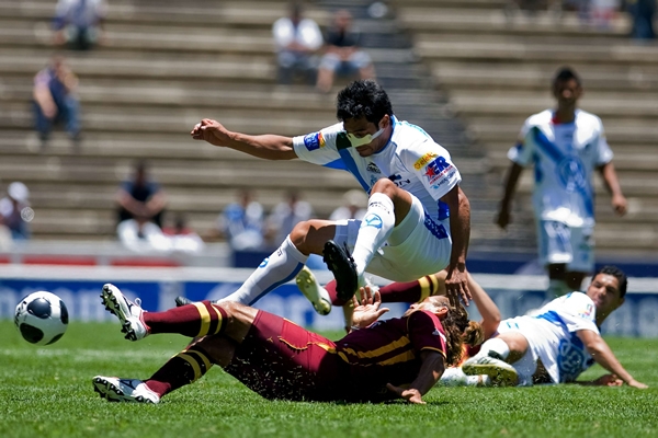 Zamogilny barrió con valor.