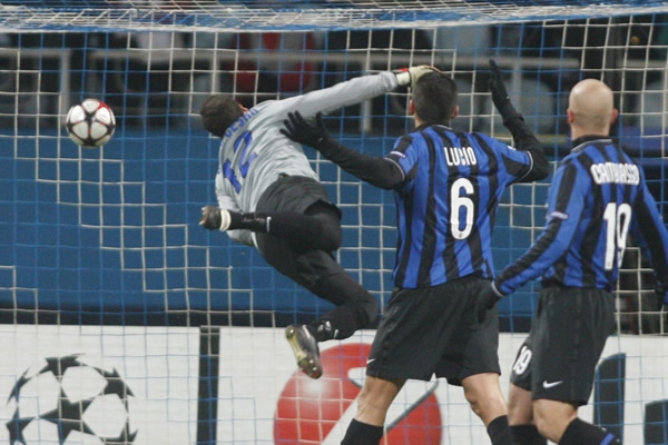 Acción Dynamo-Inter