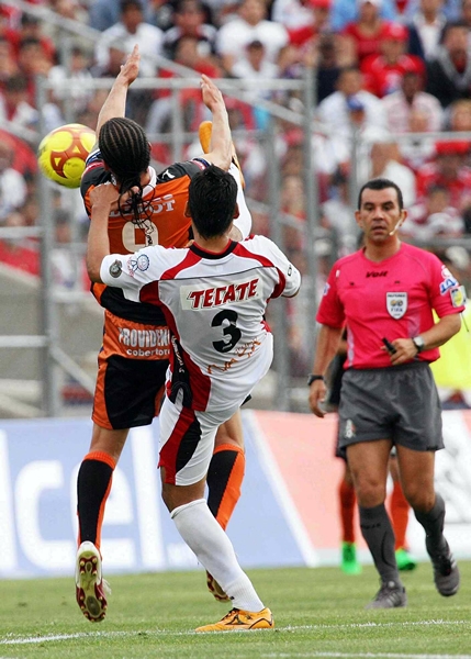 Acción Indios 0-2 Pachuca.