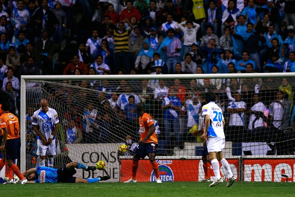 Acción Puebla 3-1 Monterrey.