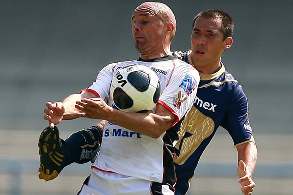 Acción Pumas-Indios