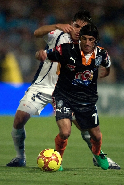 Acción Pumas 1-0 Pachuca.