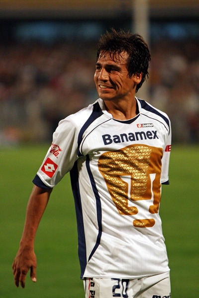 Acción Pumas 1-0 Pachuca.