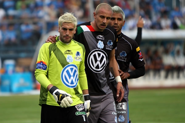 Acosta y Villalpando al final del primer tiempo